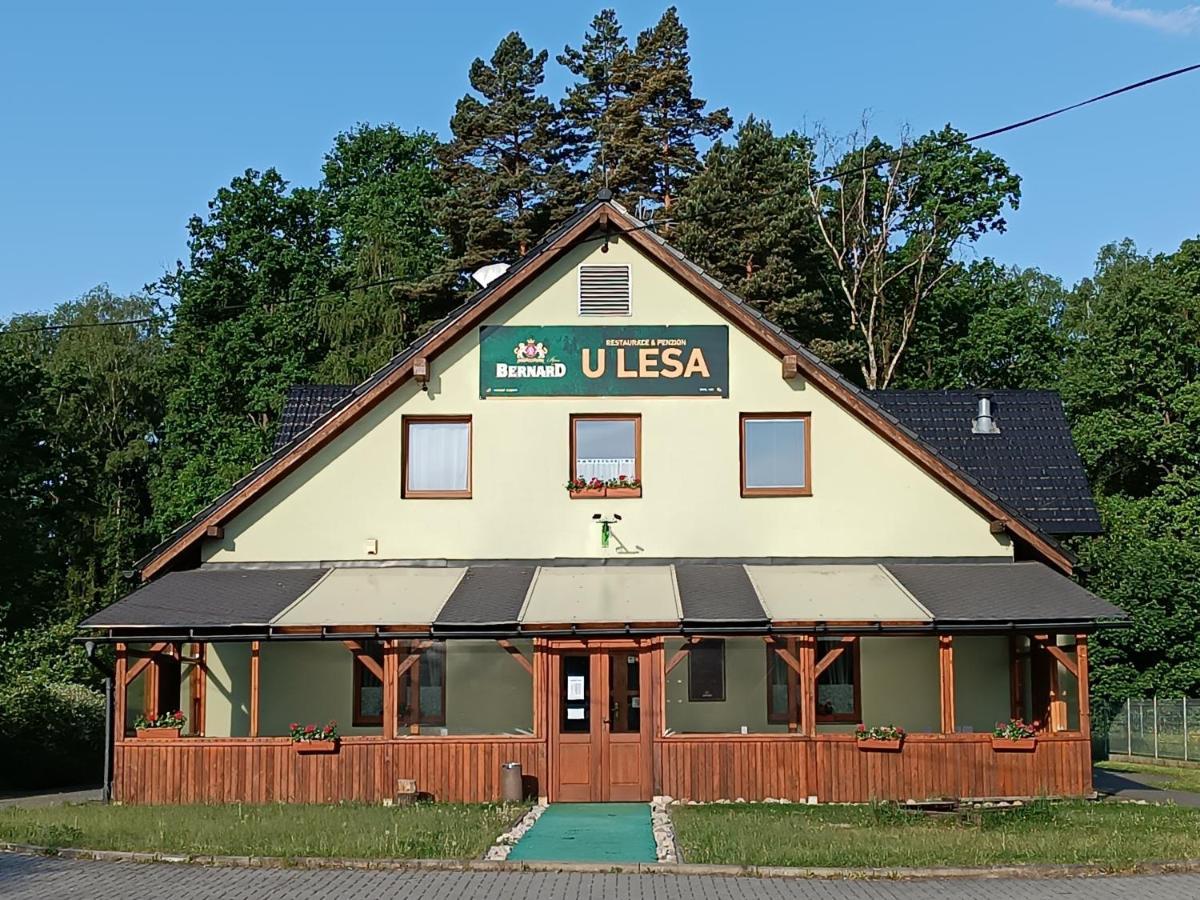 Restaurace A Penzion U Lesa Havířov エクステリア 写真